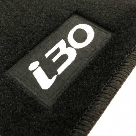 Hyundai i30 touring (2017 - current) tailored logo car mats