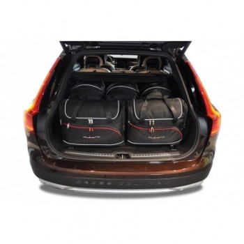 Tailored suitcase kit for Volvo V90