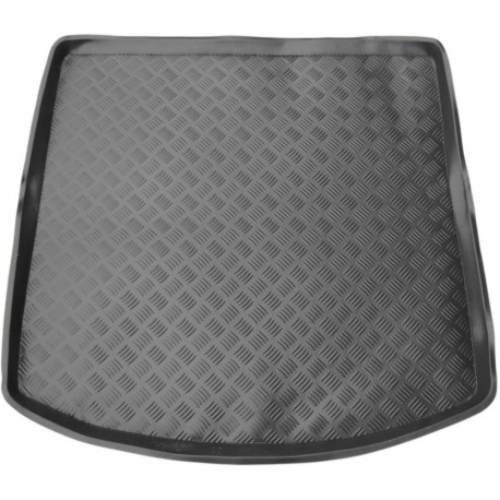 Volkswagen Touran (2006 - 2015) boot protector