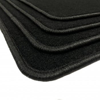 Alfa Romeo Giulietta (2014 - current) economical car mats