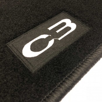 Custom-made Citroen C3 Eléctrico (2024 - ) floor mats with embroidered logo