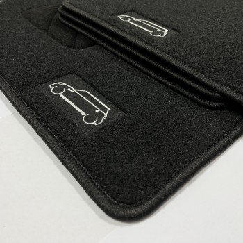 Custom-made Mini Cooper / One Eléctrico (2024 - ) floor mats with embroidered logo