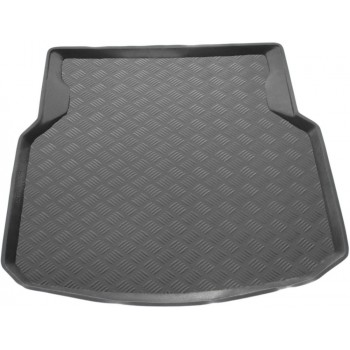 Mercedes C-Class W204 Sedan (2007 - 2014) boot protector