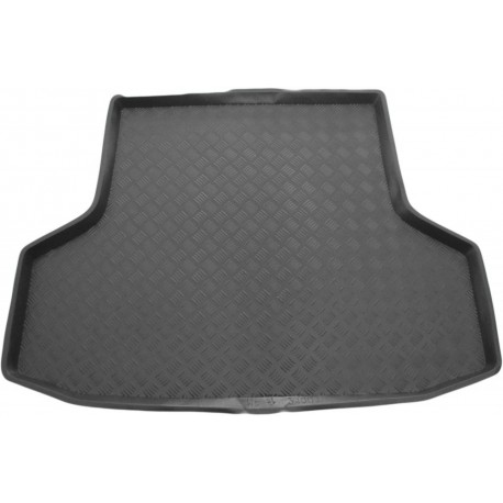 Mitsubishi Carisma boot protector