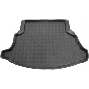 Nissan Almera Tino boot protector