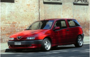 Matten Alfa Romeo 145/146 logo Hybride