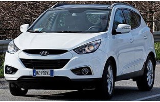 Hyundai Tucson (2009 - 2015) car mats personalised to your taste
