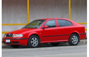 Skoda Octavia Hatchback (2000 - 2004) graphite car mats
