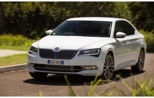 Floor mats Skoda Superb Hatchback (2015 - present) logo Hybrid