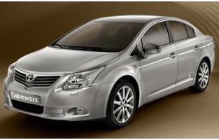 Mats of Toyota Avensis Sédan (2009 - 2012) logo Hybrid