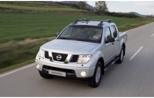 Nissan Navara (2005-2015) reversible boot protector