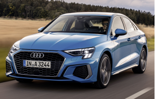 Vloermatten met logo Audi A3-8 Sedan MHEV Milde Hybride (2020-heden)