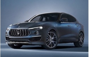 Rugs graphite Maserati Levante (2016-present)